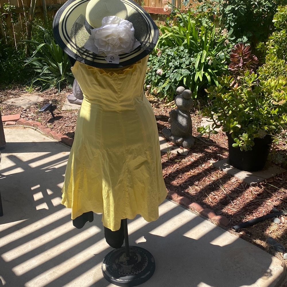 Yellow sundress size 4, yellow black sun hat